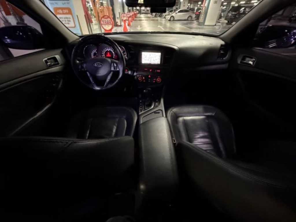 KIA K5 - Vista 6