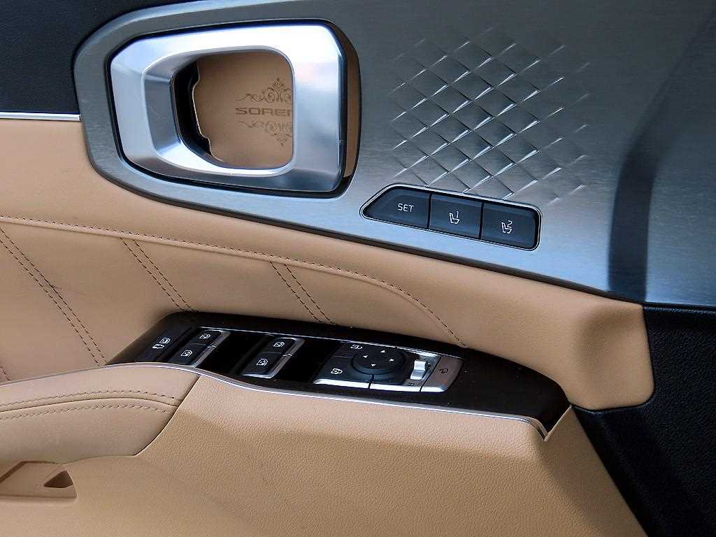 KIA Sorento - Vista 11
