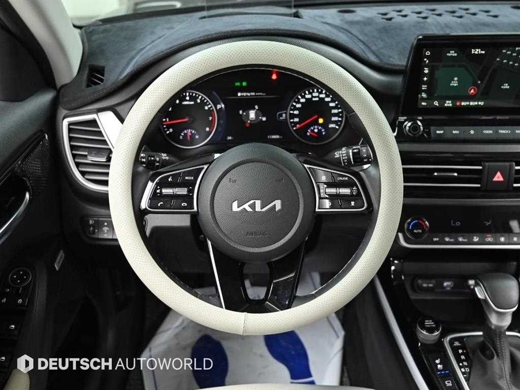 KIA Seltos 2023 Negro - Importación desde Corea - HF Imports Iquique - Foto 13