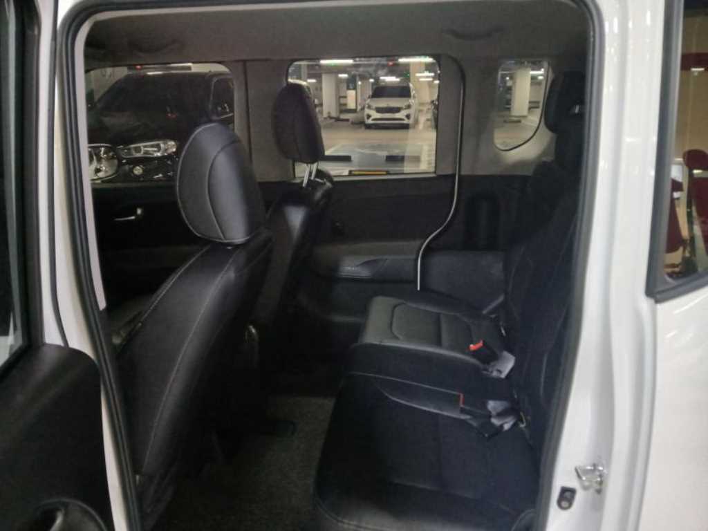 KIA Ray - Vista 7