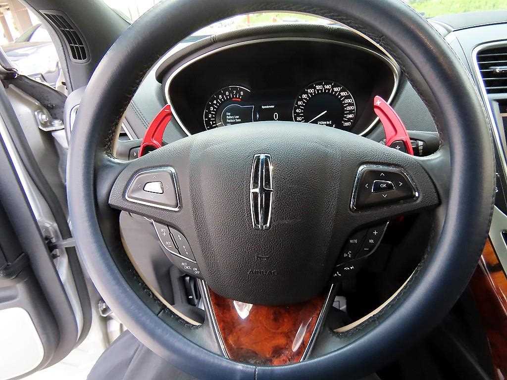 Lincoln MKX - Vista 8