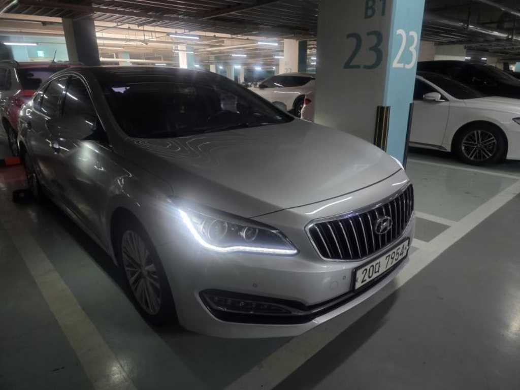 HYUNDAI Aslan - Vista 2