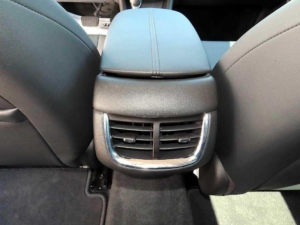 Chevrolet Malibu 2022 Negro - Importación desde Corea - HF Imports Iquique - Foto 18