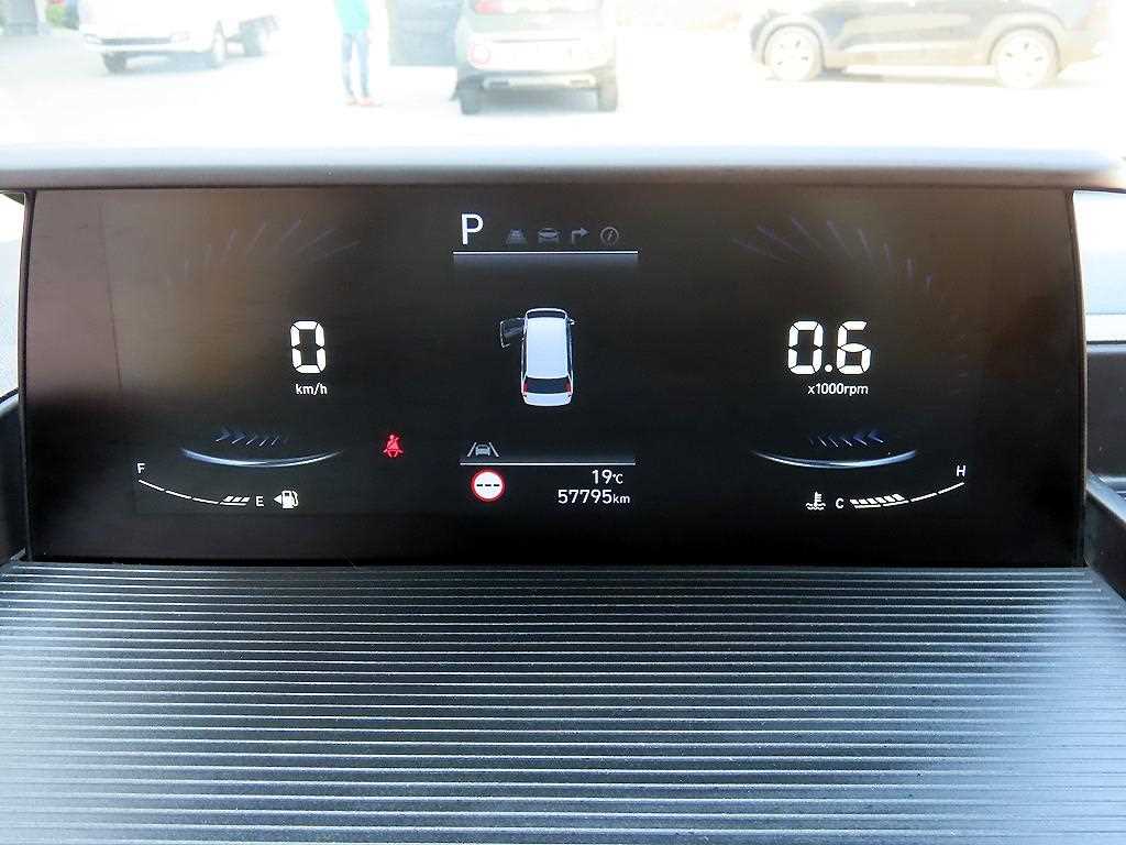 HYUNDAI Staria - Vista 10
