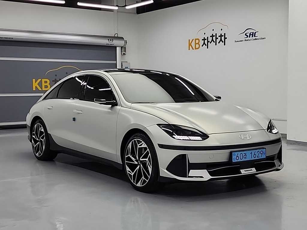 HYUNDAI Ioniq 6 - Vista 4