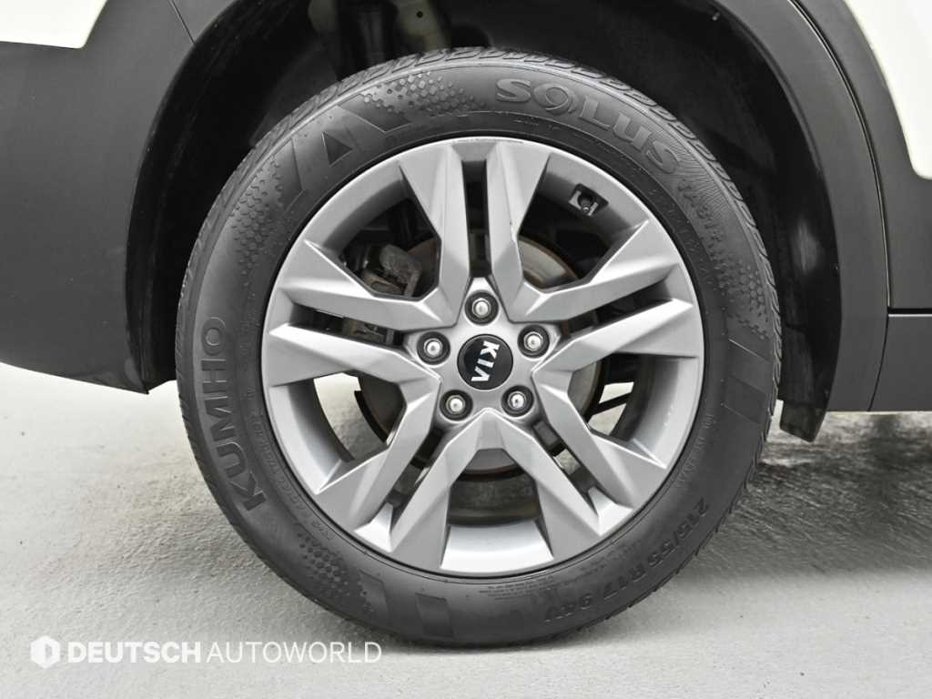 KIA Seltos - Vista 5