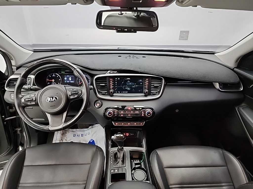 KIA Sorento - Vista 7