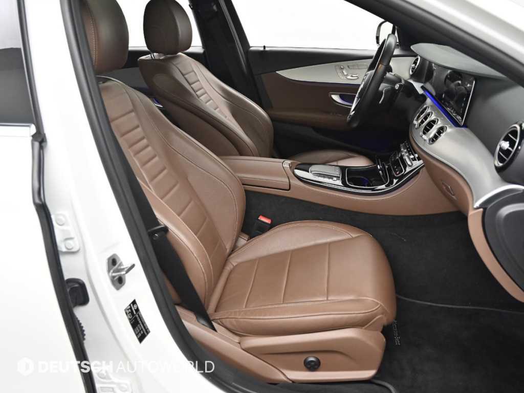 Mercedes Benz E class - Vista 11