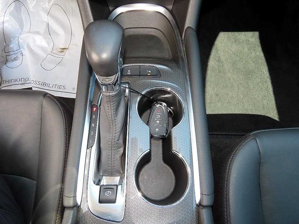 Chevrolet Malibu - Vista 10