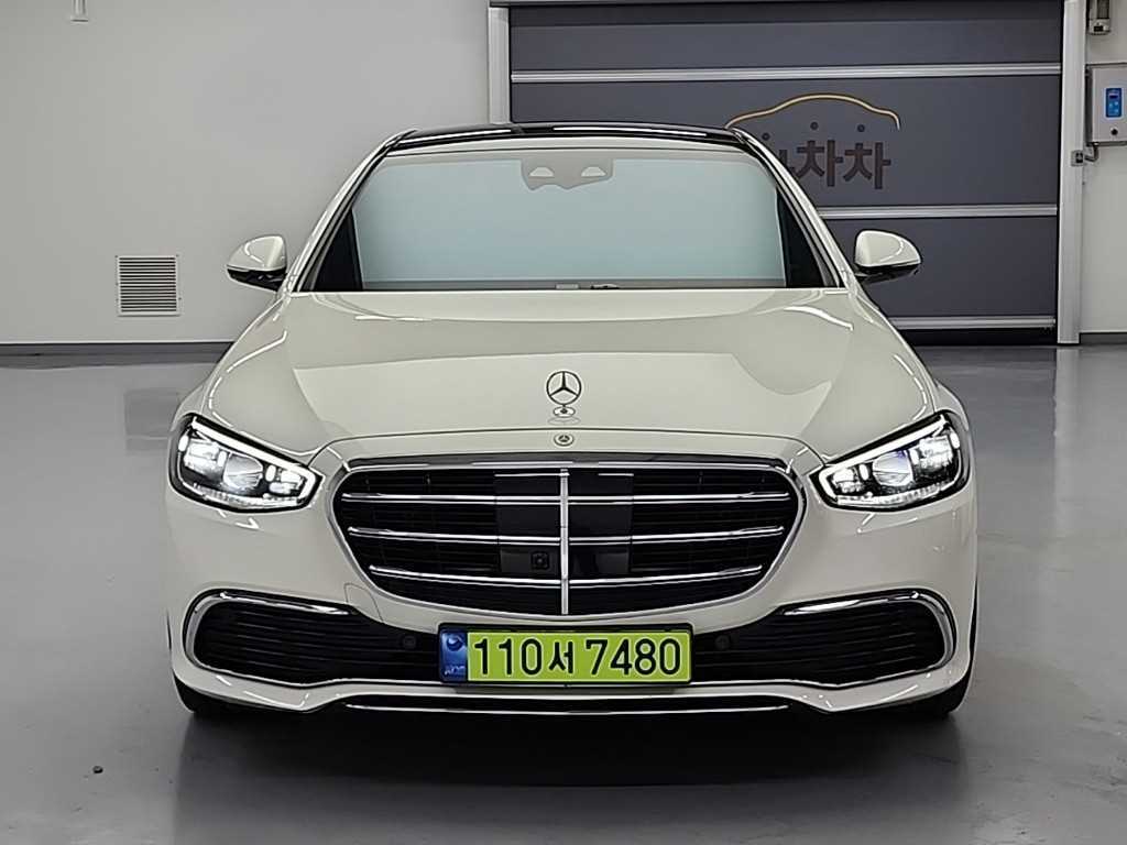 Mercedes Benz S Class - Vista 3