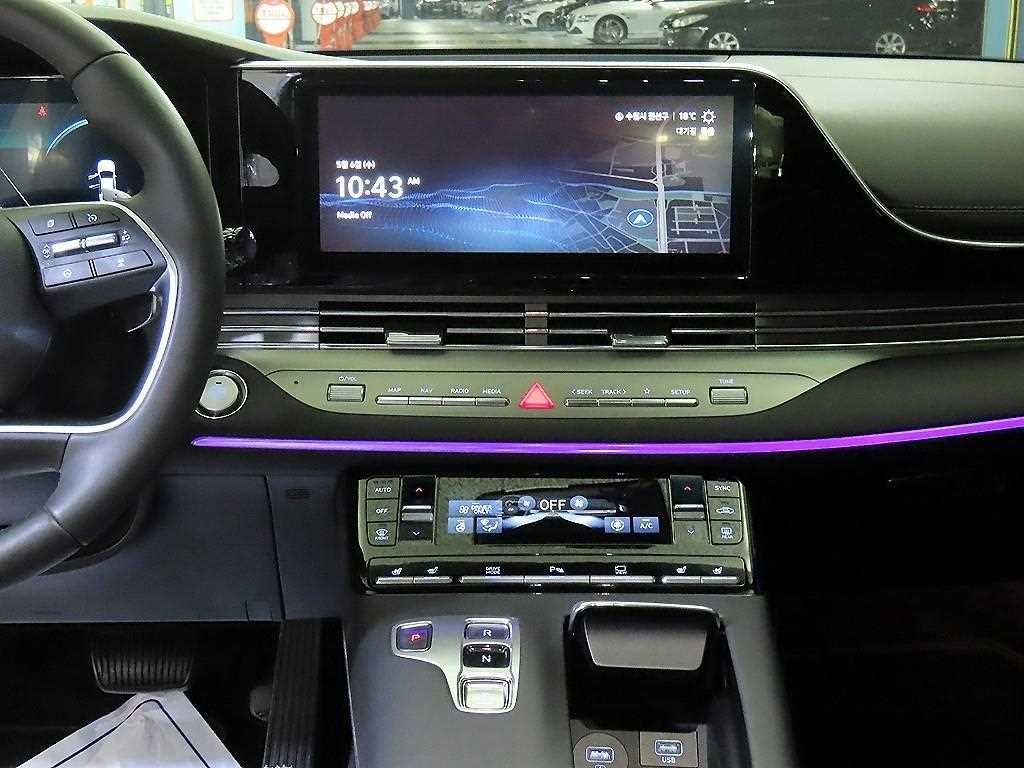 HYUNDAI Grandeur - Vista 11