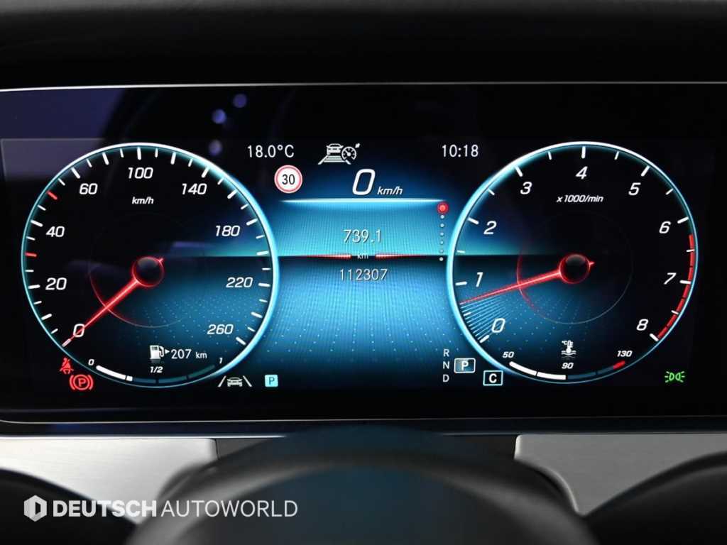 Mercedes Benz E class - Vista 9