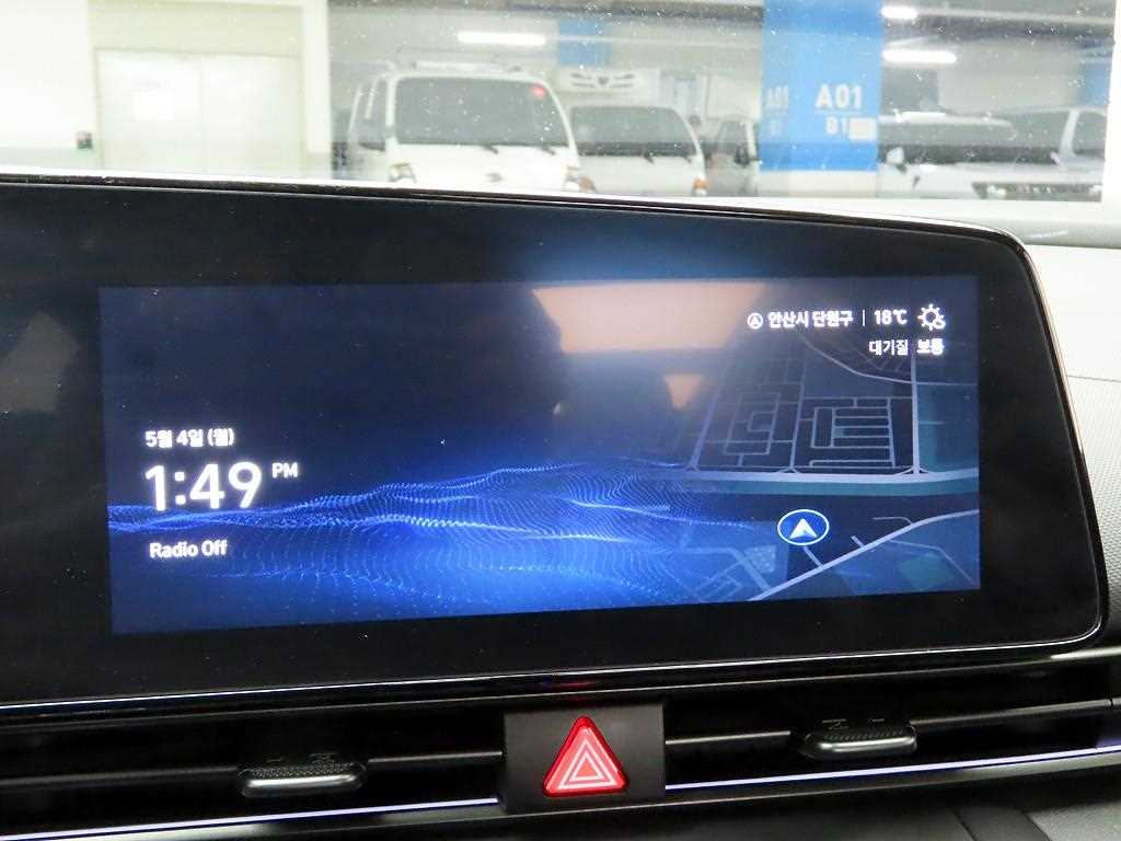 HYUNDAI Avante - Vista 9