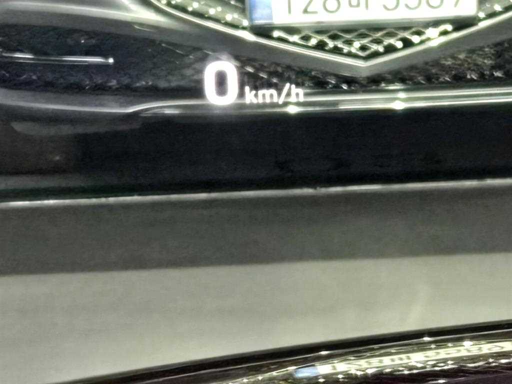 Genesis G70 2019 Rojo - Importación desde Corea - HF Imports Iquique - Foto 17