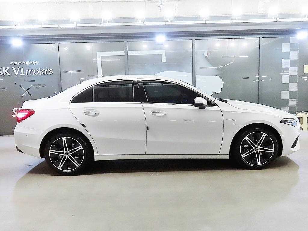 Mercedes Benz A Class - Vista 3