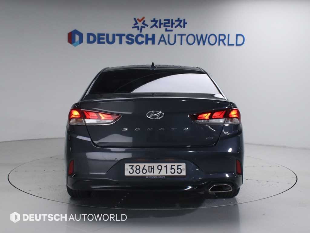 HYUNDAI Sonata - Vista 4