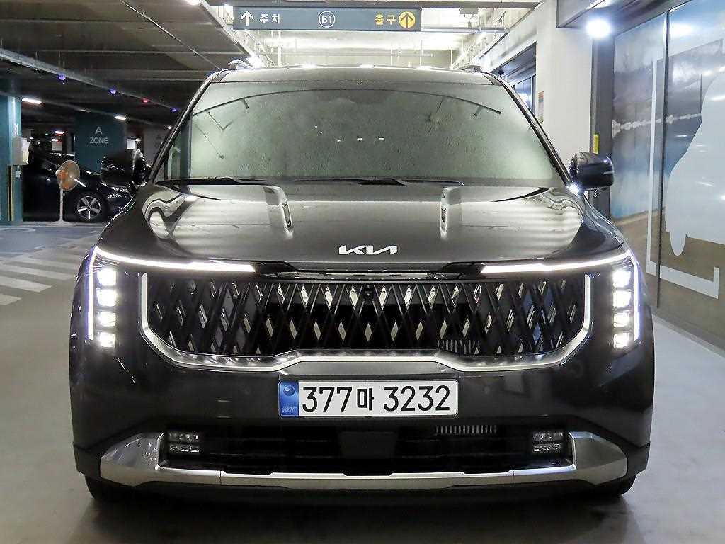 KIA Carnival - Vista 2