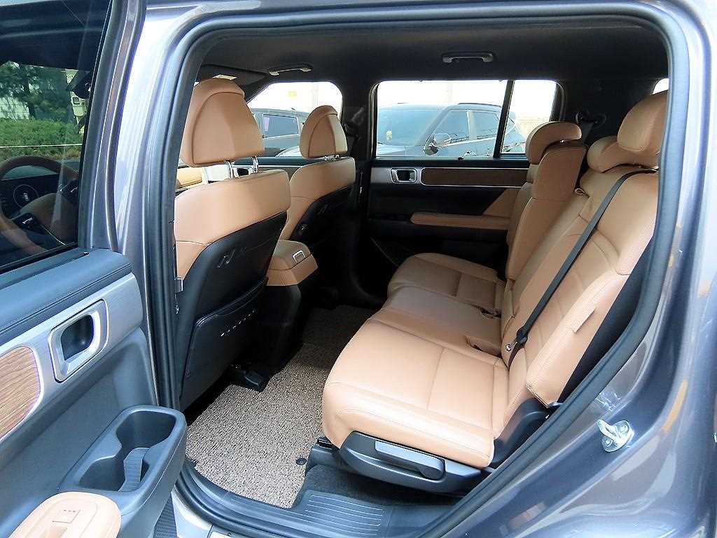HYUNDAI Santa Fe - Vista 6