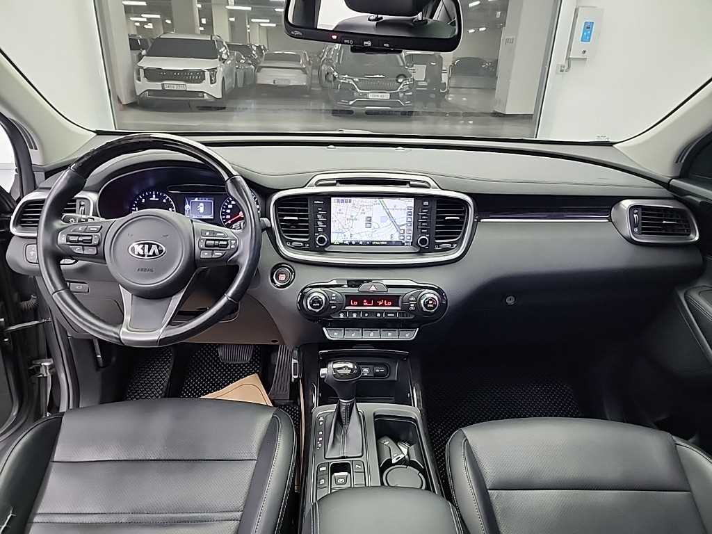 KIA Sorento - Vista 7