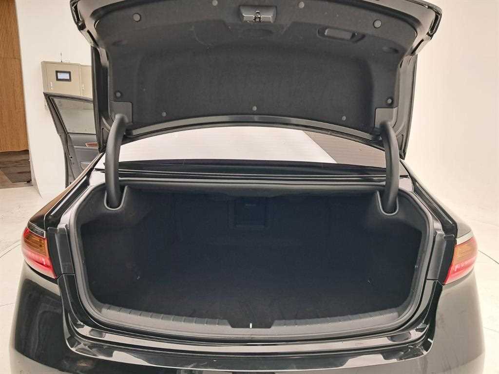 KIA K7 2016 Negro - Importación desde Corea - HF Imports Iquique - Foto 18
