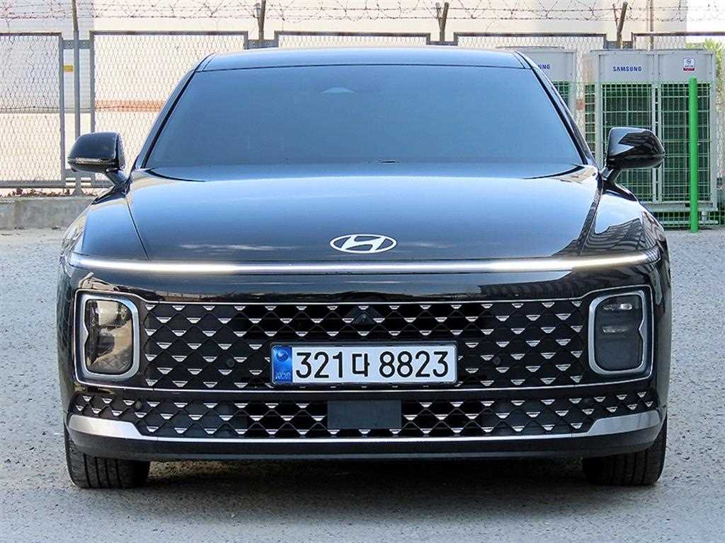 HYUNDAI Grandeur - Vista 2