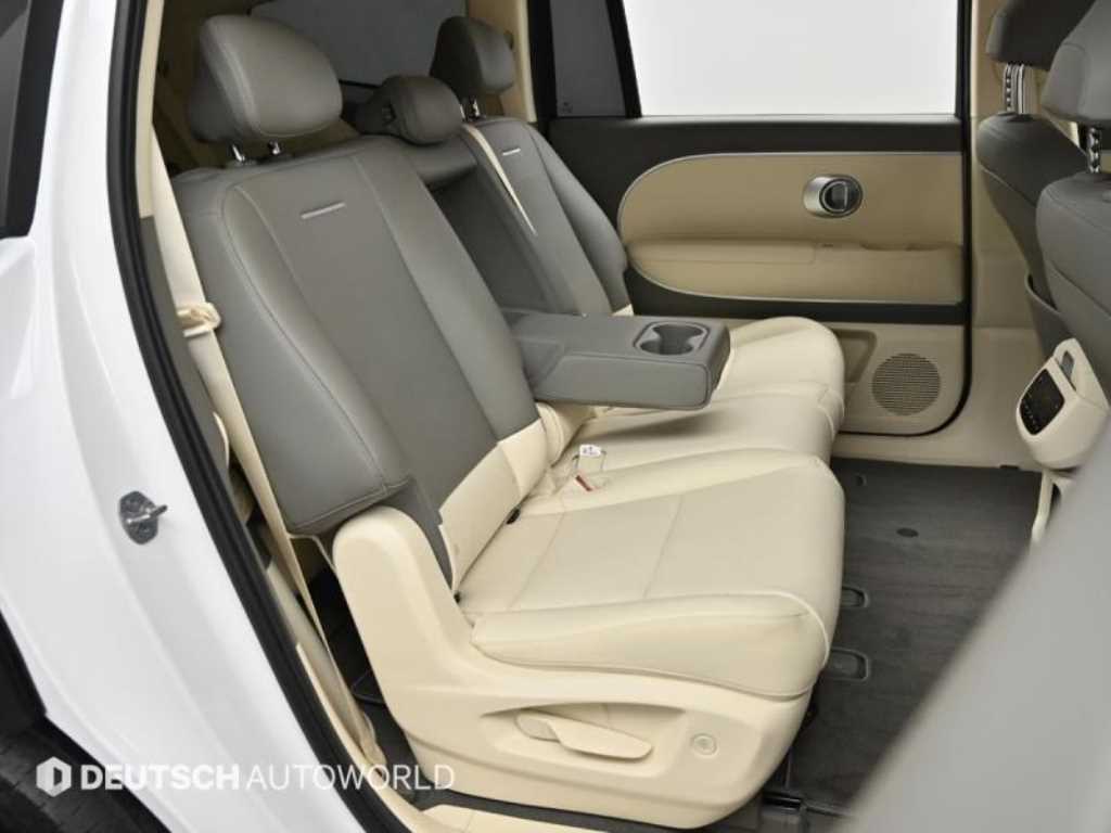 HYUNDAI IONIQ 9 - Vista 11