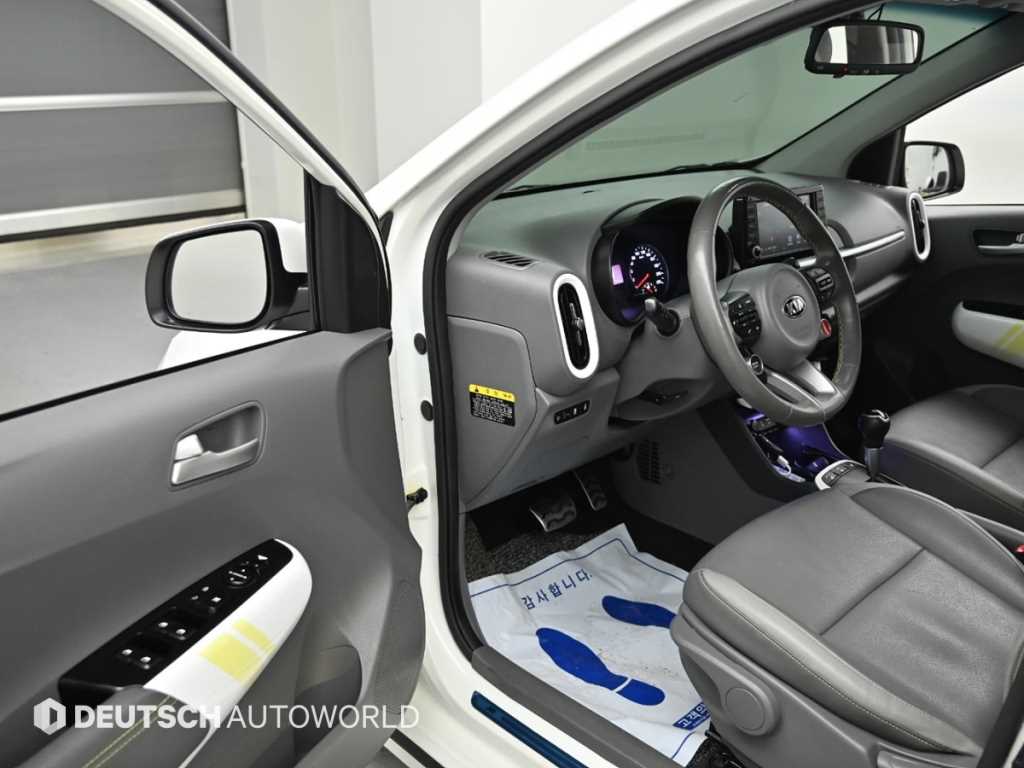 KIA Morning - Vista 11