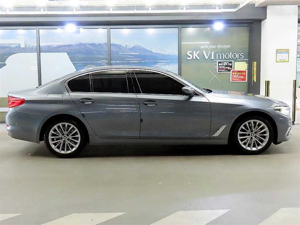 BMW 5 Series - Vista 3