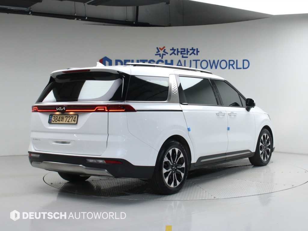 KIA Carnival - Vista 2