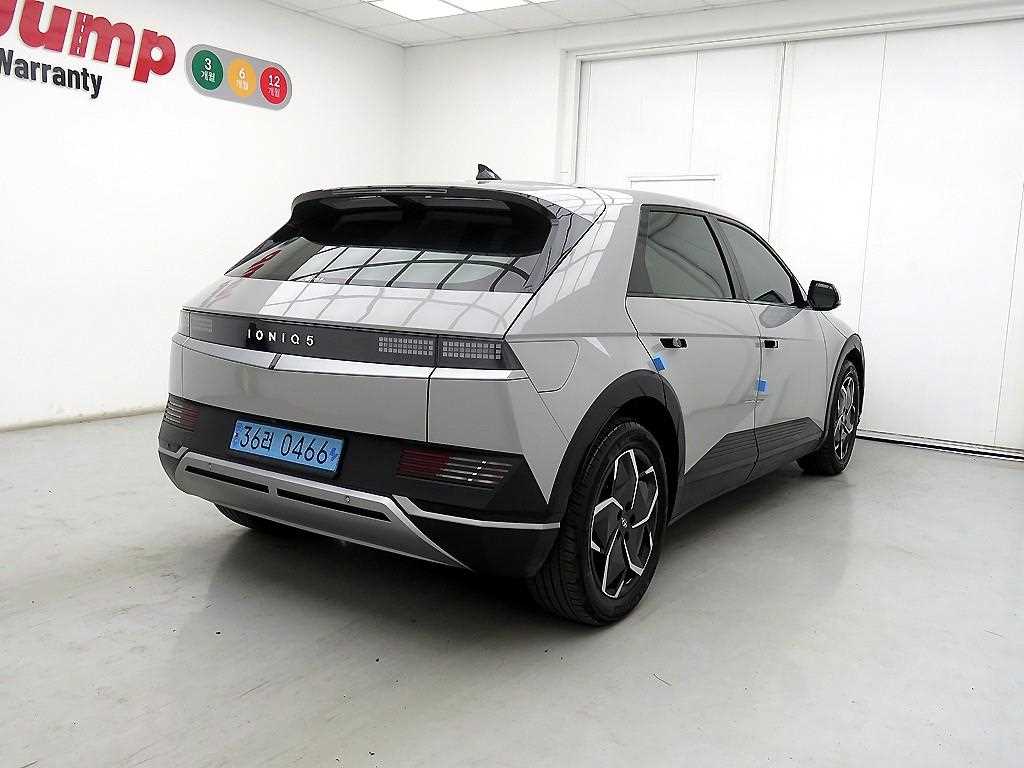HYUNDAI Ioniq 5 - Vista 4