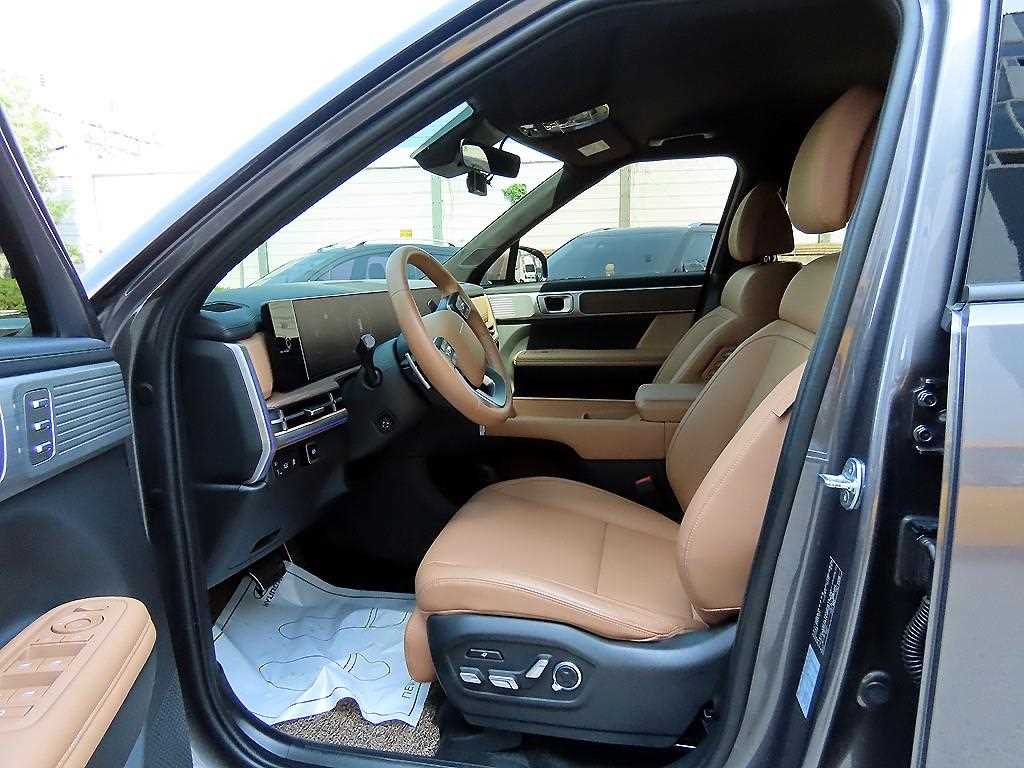 HYUNDAI Santa Fe - Vista 5