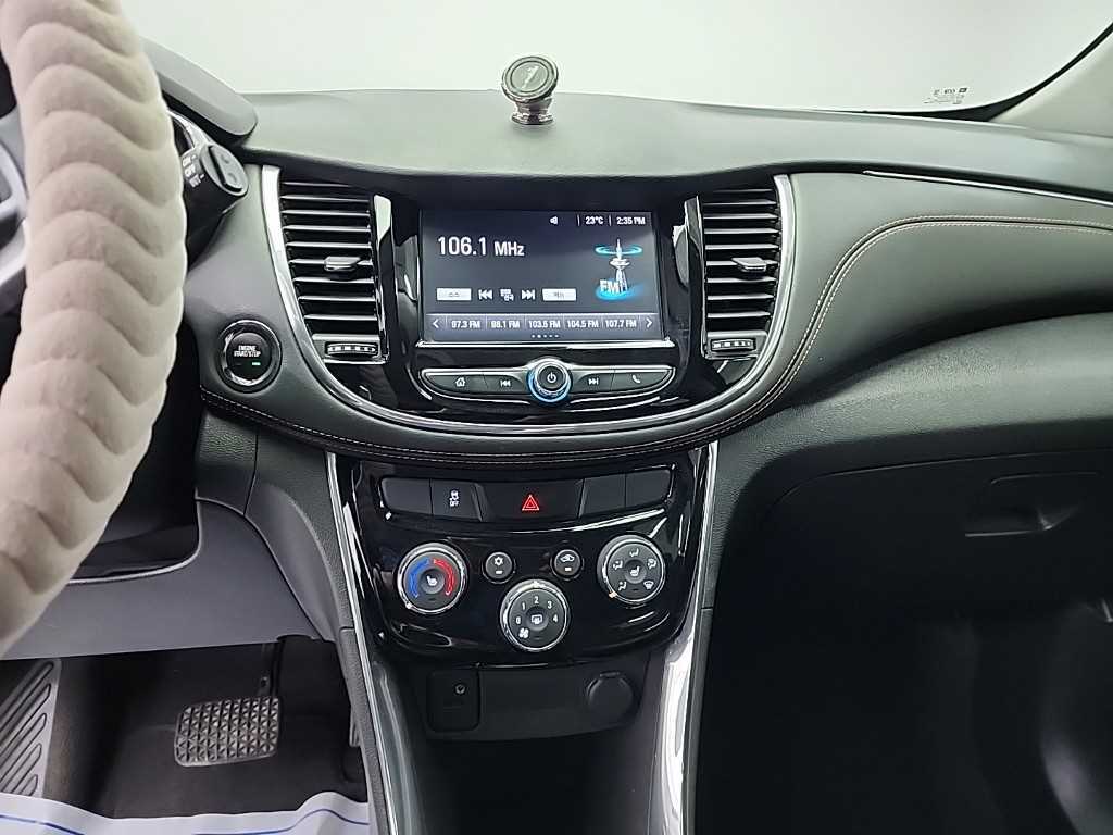 Chevrolet Trax - Vista 11