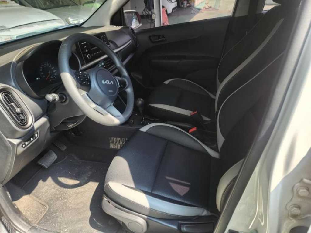KIA Morning - Vista 11
