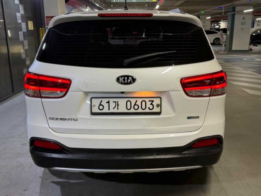 KIA Sorento - Vista 5