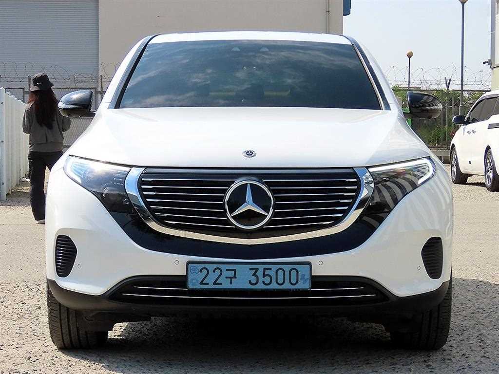 Mercedes Benz EQC 2020 Blanco - Importación desde Corea - HF Imports Iquique - Foto 1
