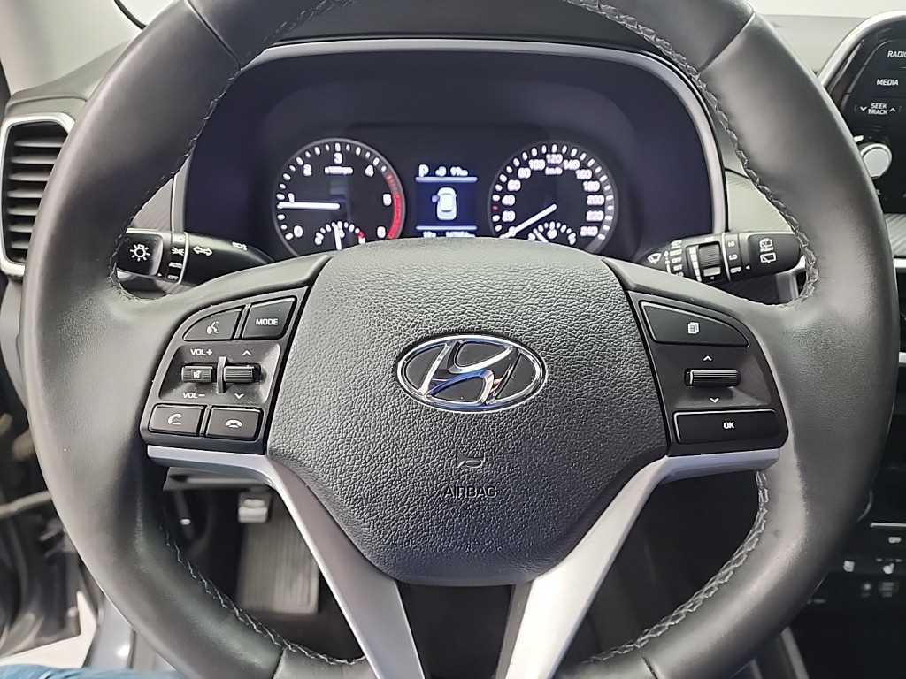 HYUNDAI Tucson - Vista 9