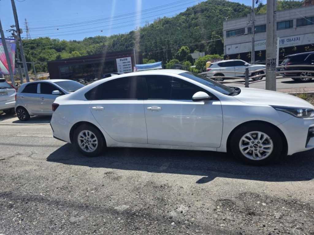 KIA K3 - Vista 3