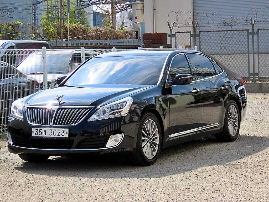 HYUNDAI Equus - Vista 2