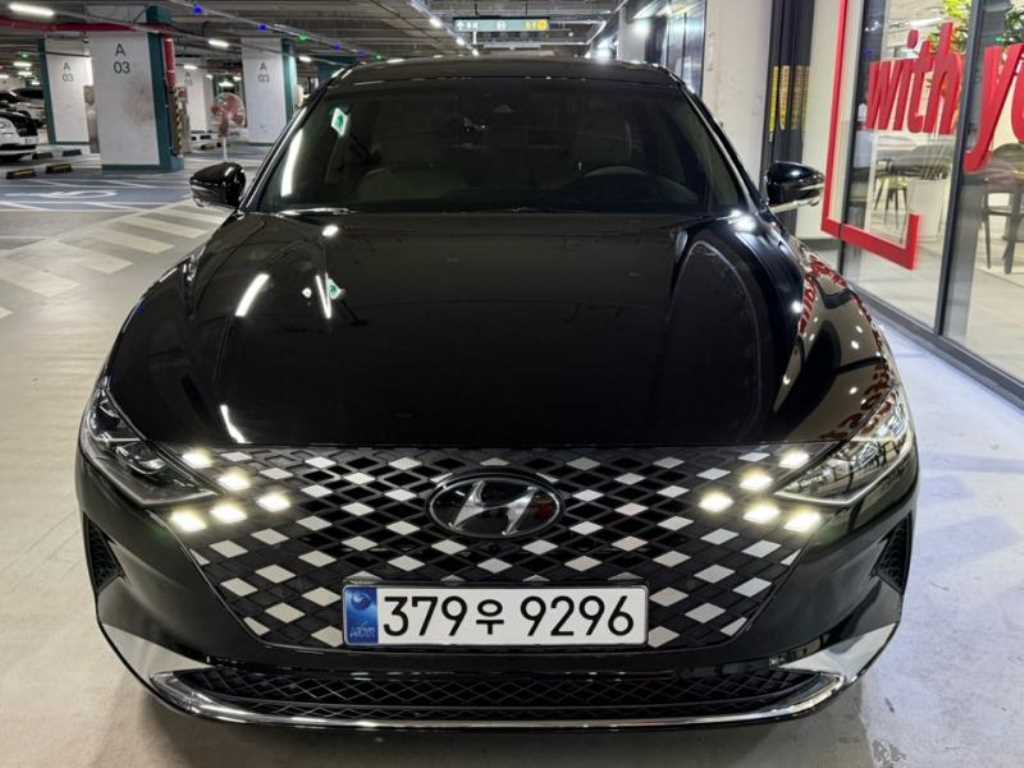 HYUNDAI Grandeur 2022 Negro - Importación desde Corea - HF Imports Iquique - Foto 1