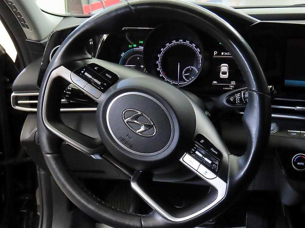 HYUNDAI Avante - Vista 8