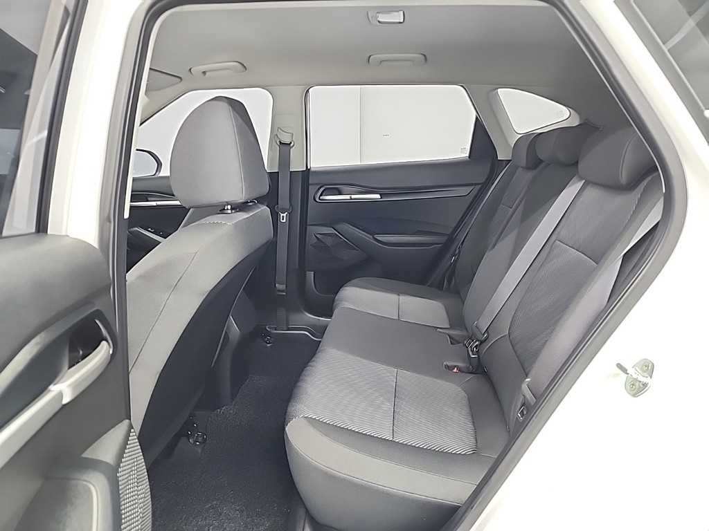 KIA Seltos - Vista 12