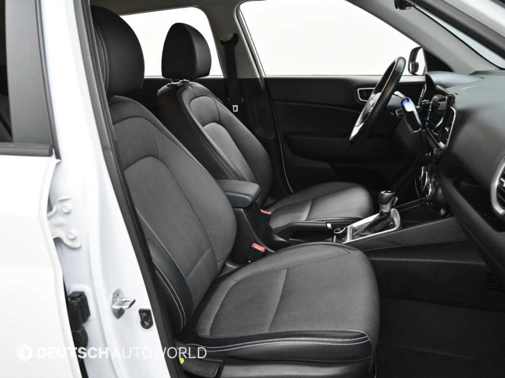 HYUNDAI Venue - Vista 10