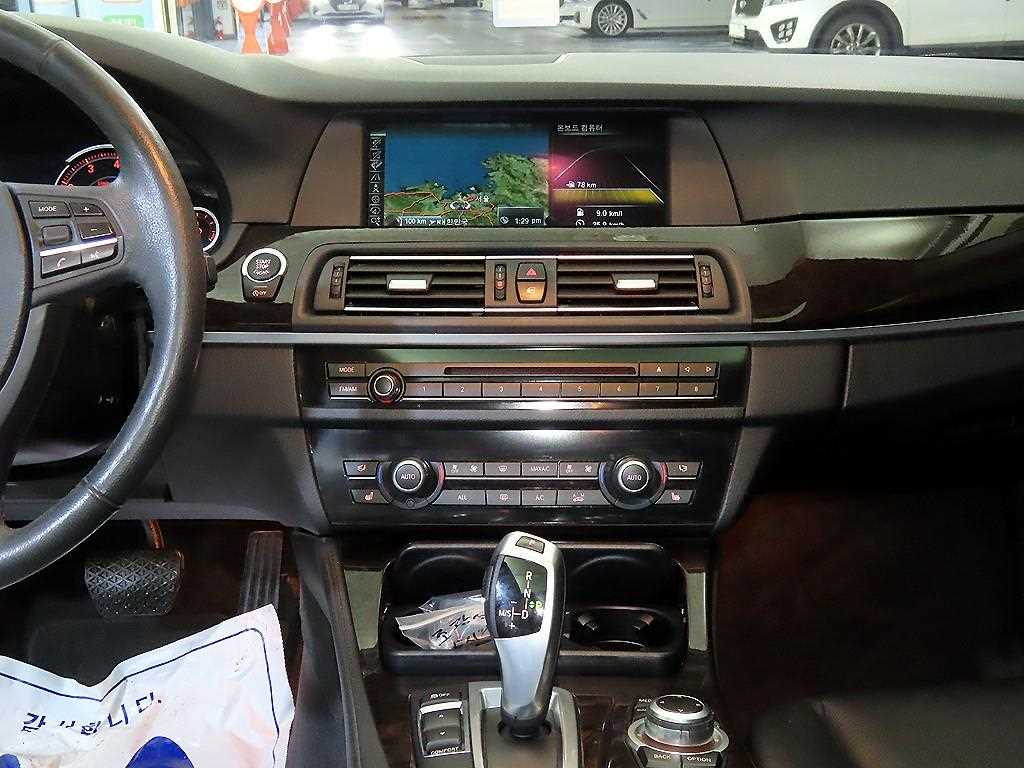 BMW 5 Series - Vista 11
