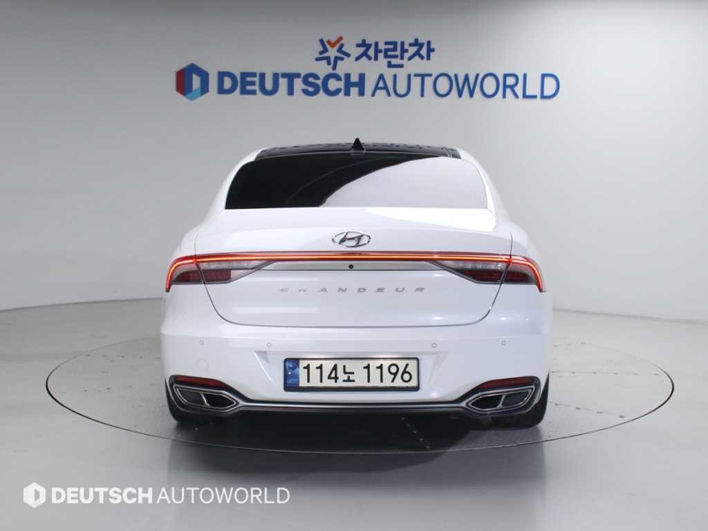 HYUNDAI Grandeur - Vista 4