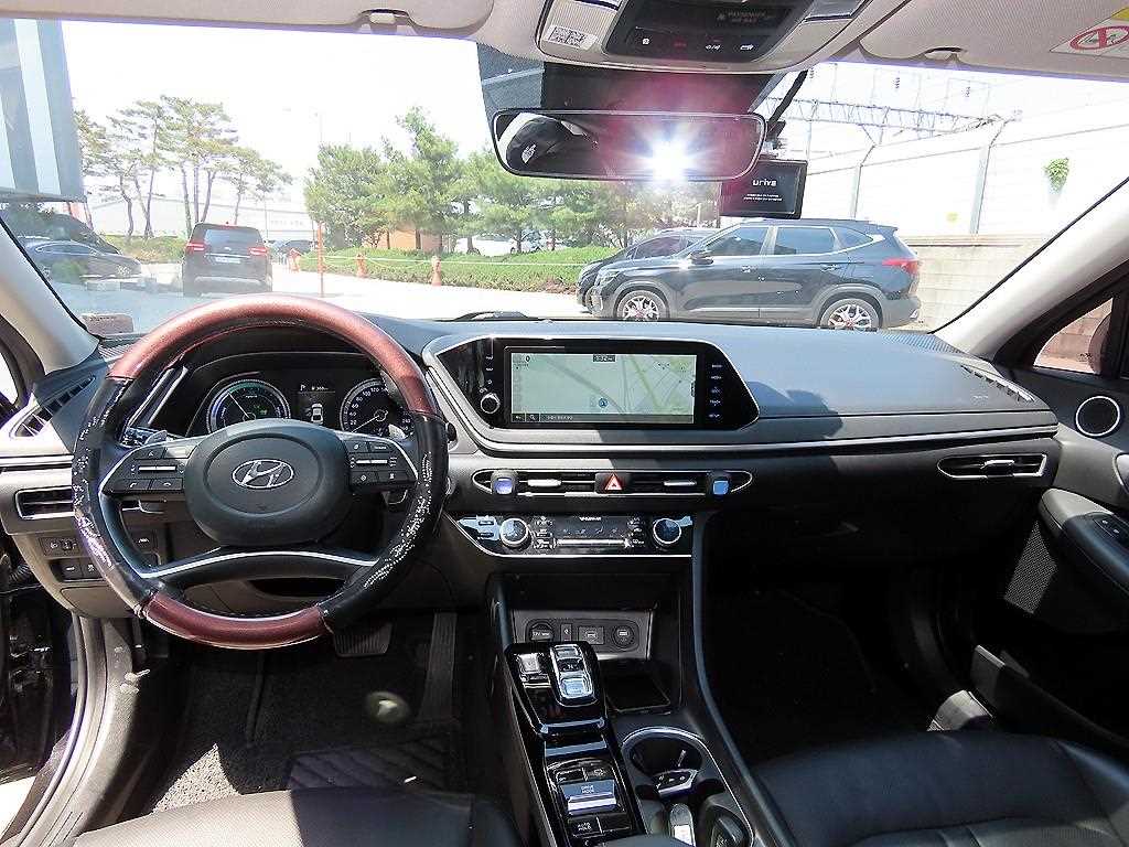 HYUNDAI Sonata - Vista 7