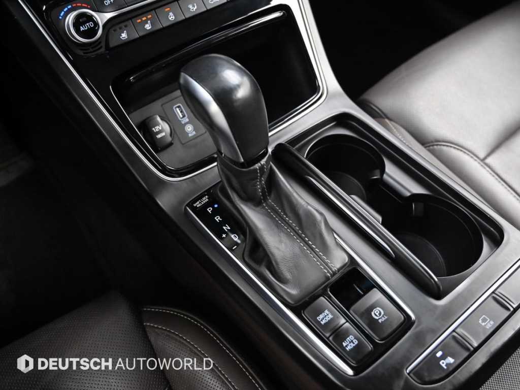 HYUNDAI Grandeur - Vista 9