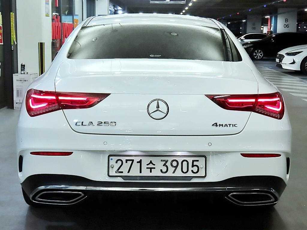 Mercedes Benz CLA Class - Vista 5
