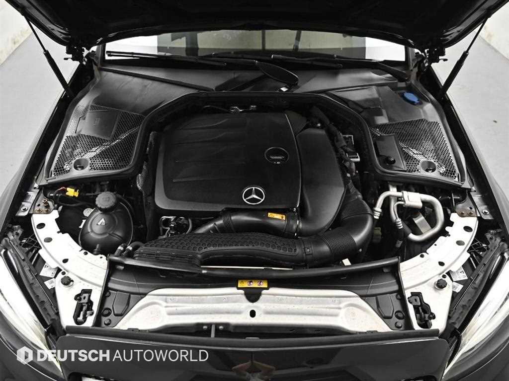 Mercedes Benz C Class - Vista 6