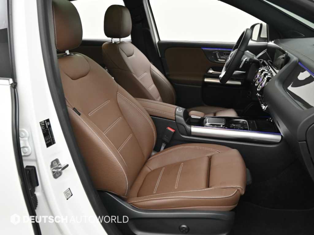Mercedes Benz GLA Class - Vista 10