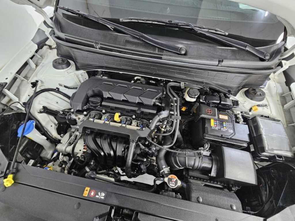 HYUNDAI Venue 2023 Blanco - Importación desde Corea - HF Imports Iquique - Foto 20